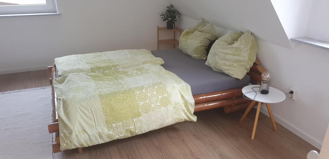 Frisch Renoviert Mit Dachterrasse - Geniesse Ruhe Und Grun Nahe Neustadt Aisch Нойштадт-ан-дер-Айш Экстерьер фото